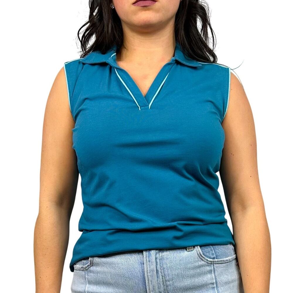 Lady Hagen Sleeveless Blue Collared Blouse